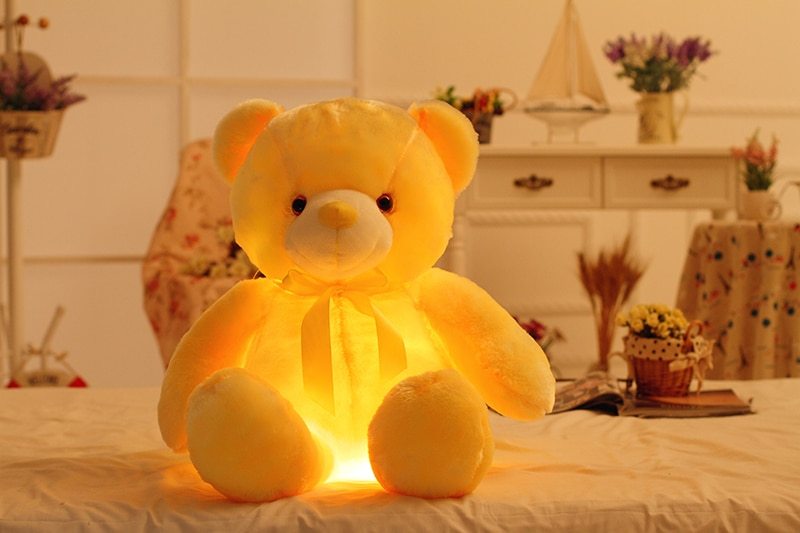 Glow-in-the-dark teddy bear for magical nights!
