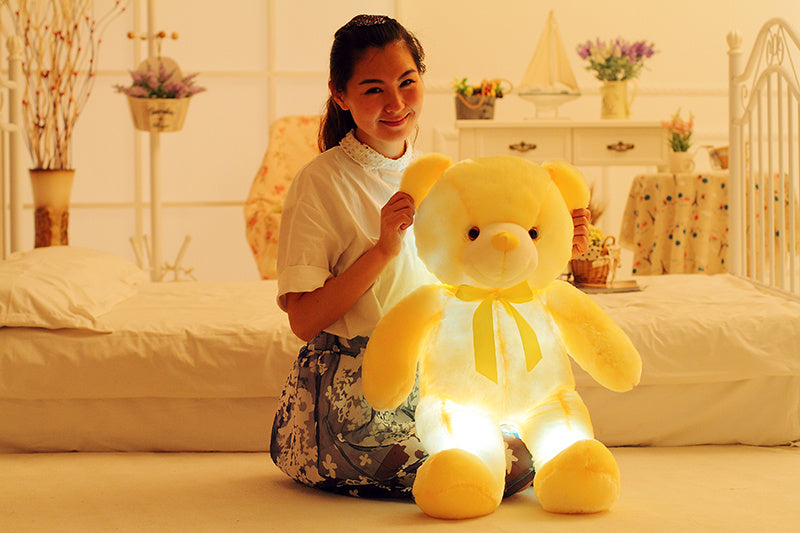 Glow-in-the-dark teddy bear for magical nights!