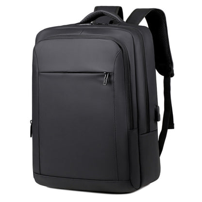 Work smarter with this stylish waterproof USB laptop bag!