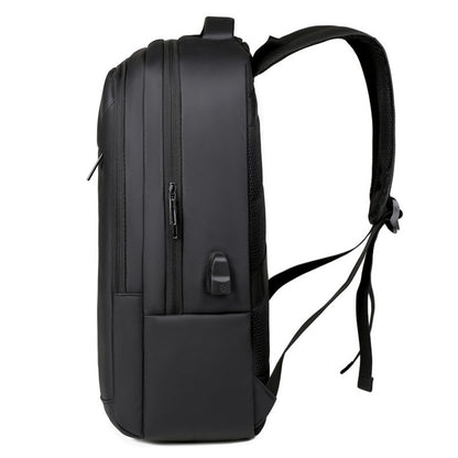 Work smarter with this stylish waterproof USB laptop bag!